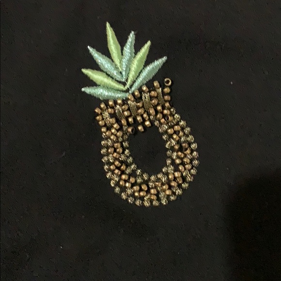 Shorts - Picture 2 of 3